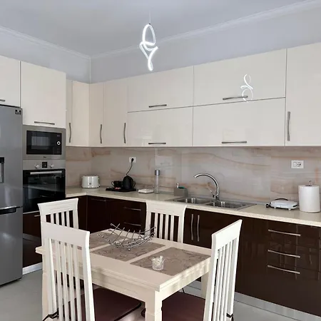 Comfortable Private House Near The Center Of * Korce