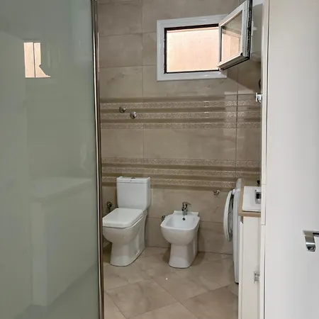 Apartamento Comfortable Private House Near The Center Of Korce