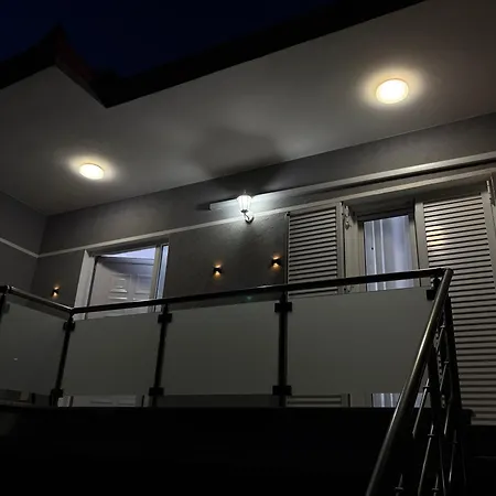 Comfortable Private House Near The Center Of * Korce